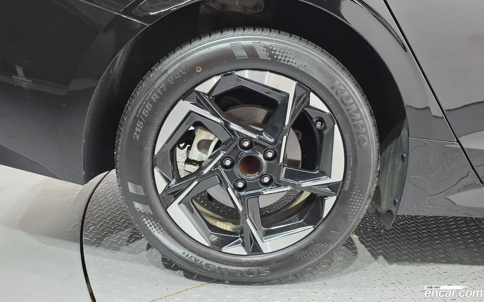 Kia K5 2.0 2024 — thumbnail 2