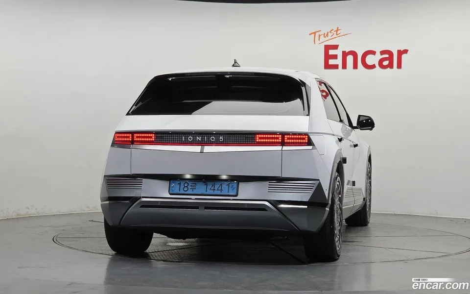 Hyundai Ioniq 5 2023 — миниатюра 4