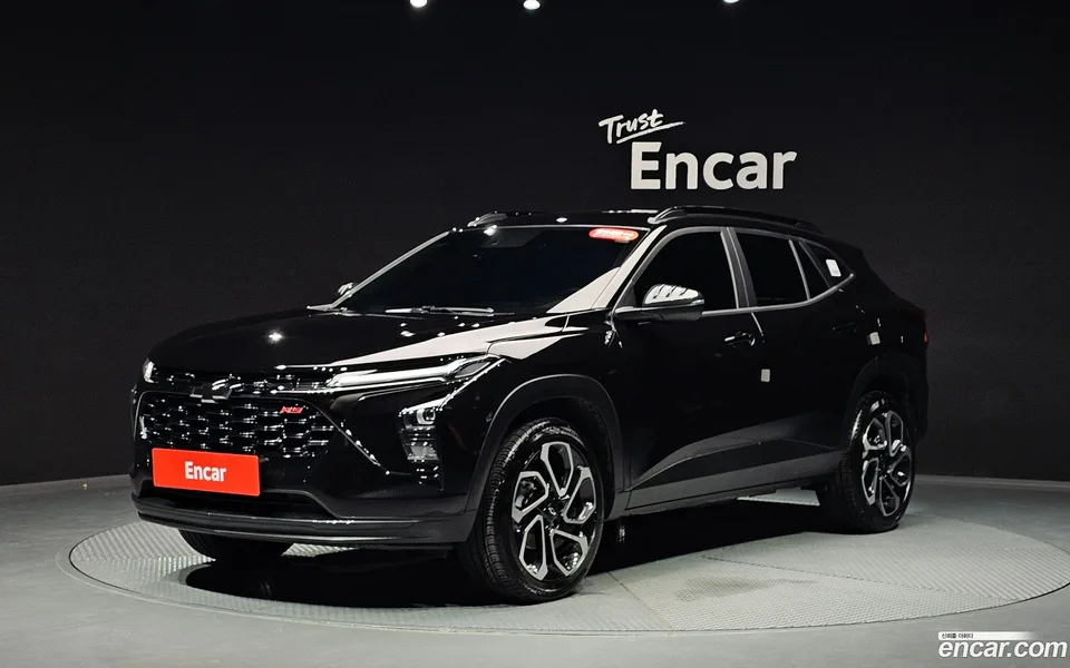 Chevrolet Trax Crossover 1.2 RS 2026 — photo 1, buy with delivery to Moscow