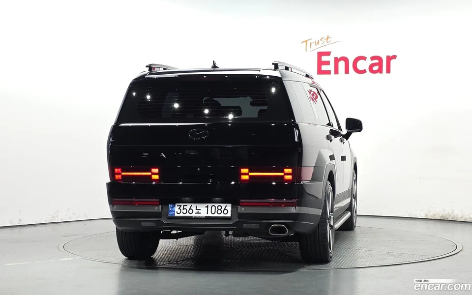 Hyundai SantaFe 2.5T 2WD 2023 — thumbnail 4