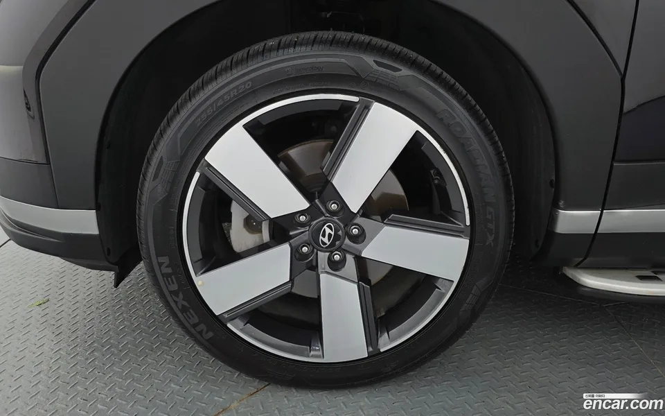 Hyundai SantaFe 2.5T 2WD 2023 — thumbnail 5