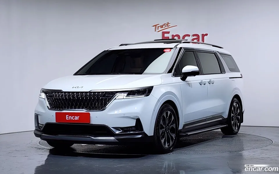 Kia Carnival 7 2022 — photo 1, buy with delivery to Moscow