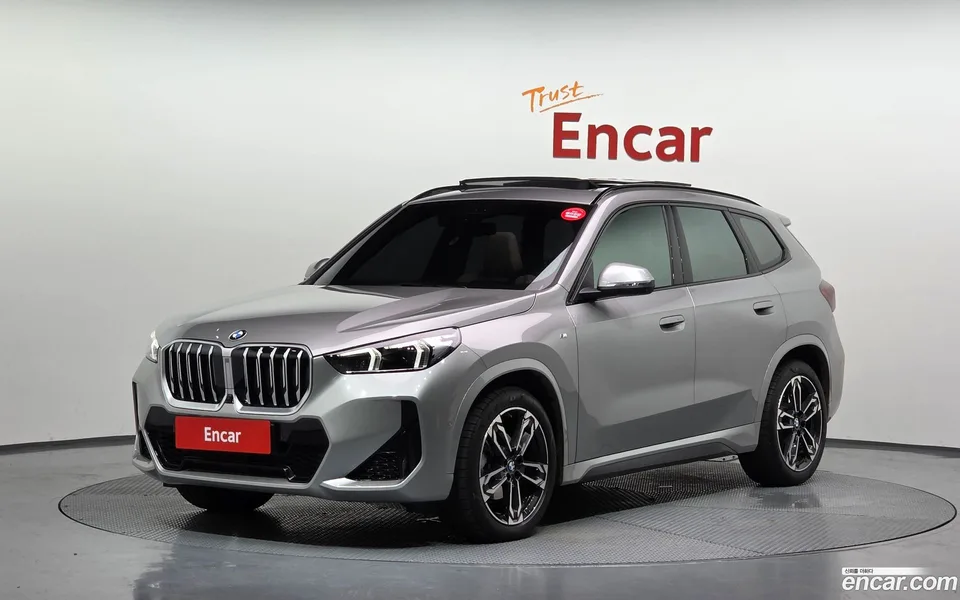 BMW X1 xDrive 20i M 2025 — photo 1, buy with delivery to Moscow