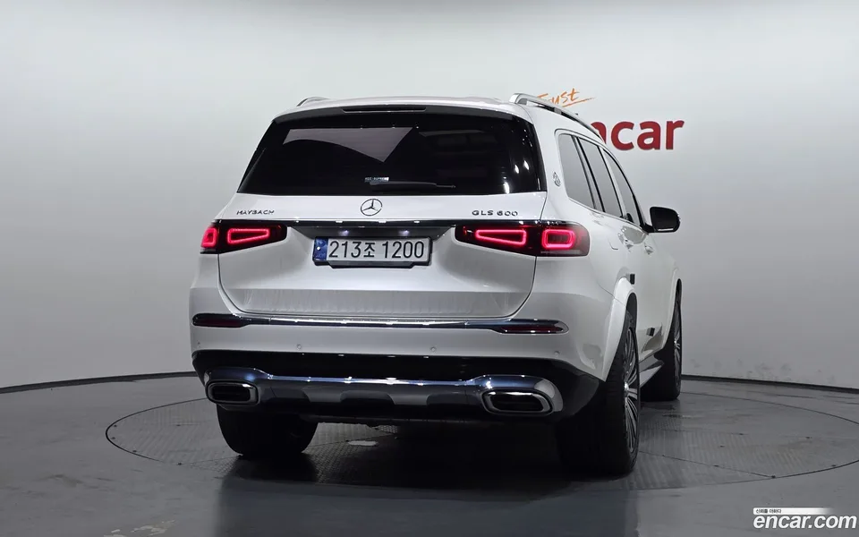 Mercedes-Benz GLS-Class GLS600 4MATIC 2023 — thumbnail 4
