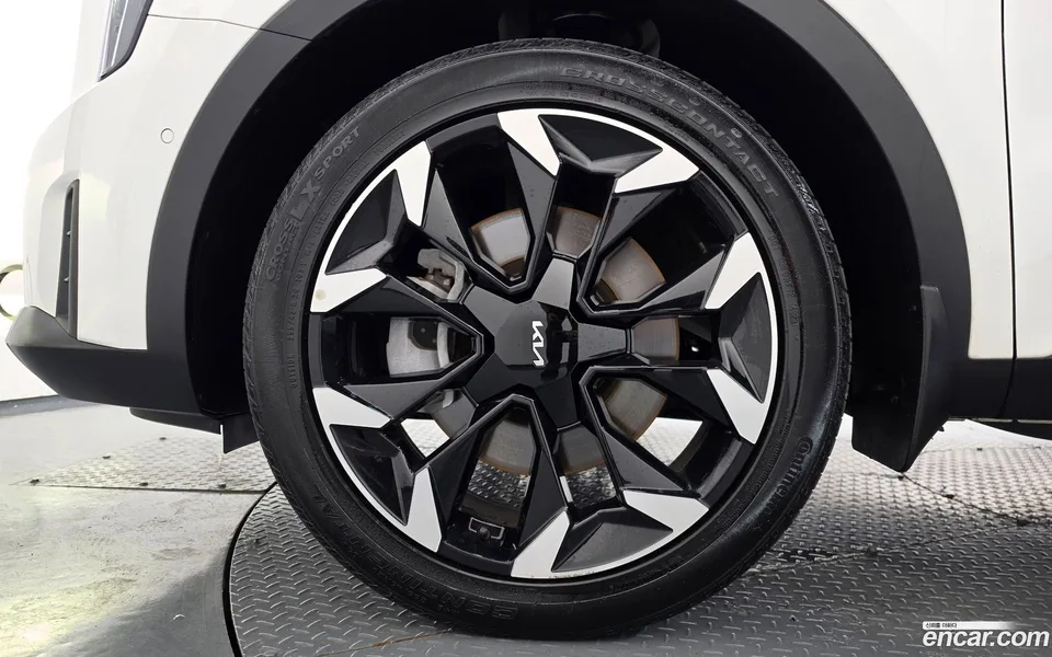 Kia Sorento 2.2 2WD 2024 — thumbnail 2