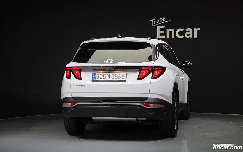Hyundai Tucson 1.6 2WD 2023 — thumbnail 4