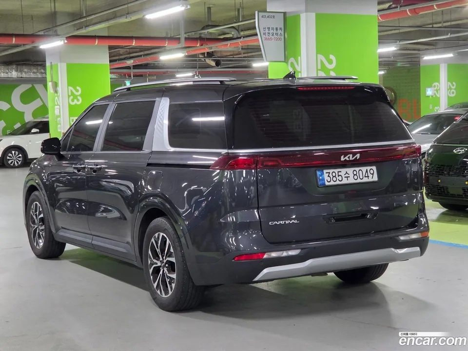 Kia Carnival 9 2022 — thumbnail 4