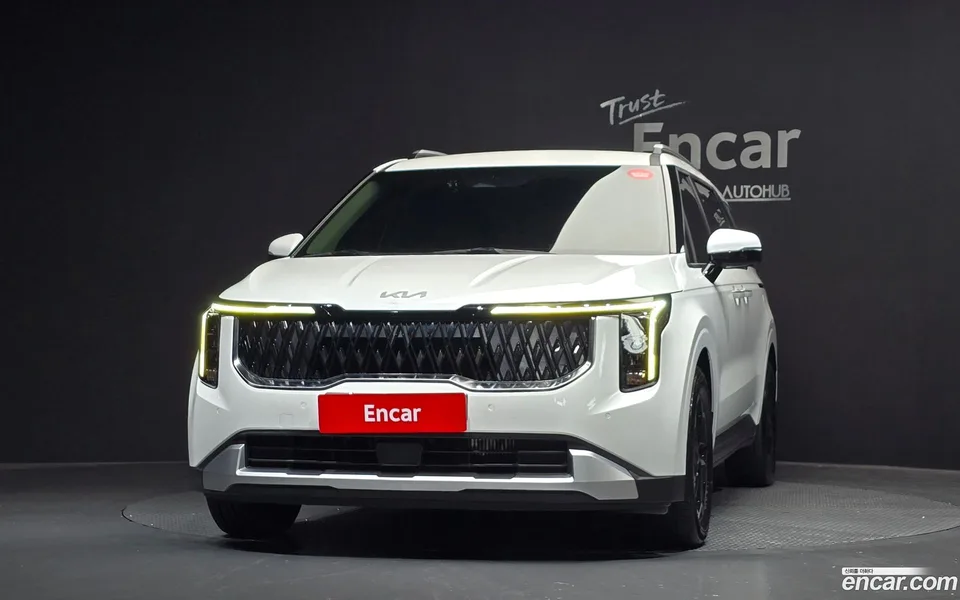 Kia Carnival 9 2025 — thumbnail 3