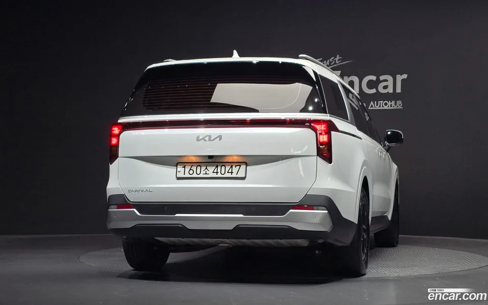 Kia Carnival 9 2025 — thumbnail 4