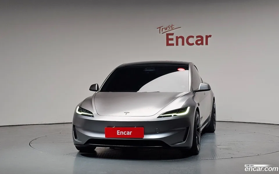 Tesla Model 3 AWD 2024 — thumbnail 3