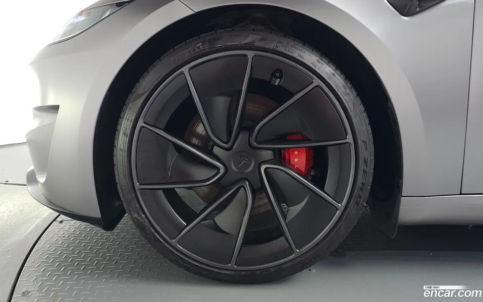 Tesla Model 3 AWD 2024 — thumbnail 5