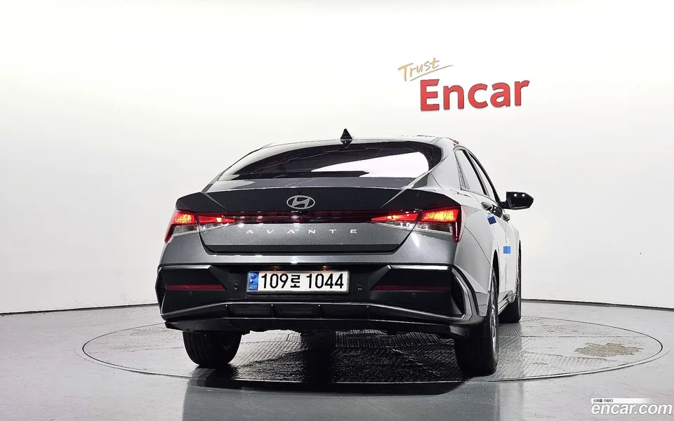 Hyundai Avante CN7 1.6 2023 — thumbnail 4