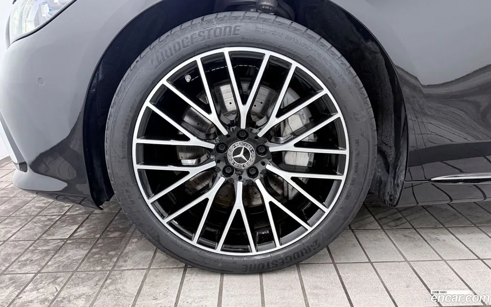 Mercedes-Benz S-Class S450L 4MATIC 2025 — thumbnail 5