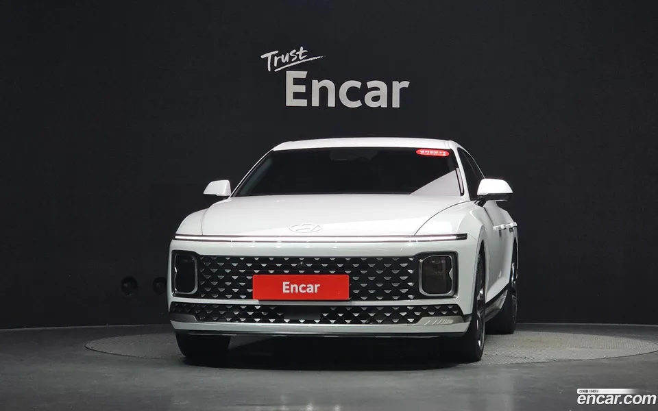 Hyundai Grandeur 2.5 2WD 2025 — thumbnail 3