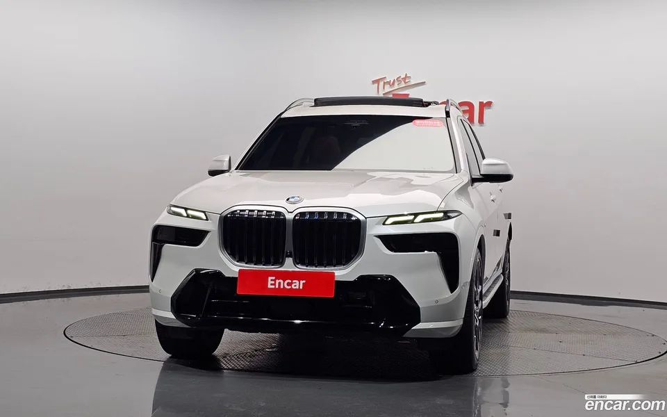 BMW X7 xDrive 40i M 6 2024 — thumbnail 3