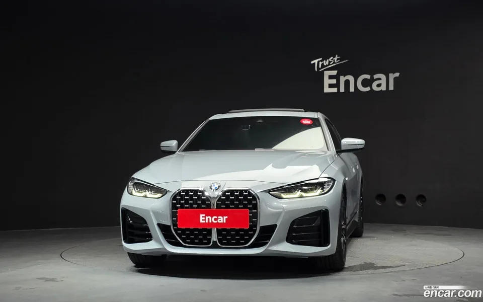 BMW 4 Series 420i M 2022 — thumbnail 3