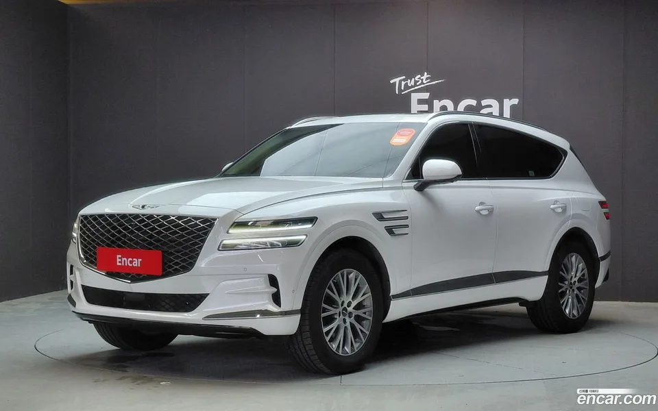 Genesis GV80 2.5T AWD 2022 — photo 1, buy with delivery to Moscow