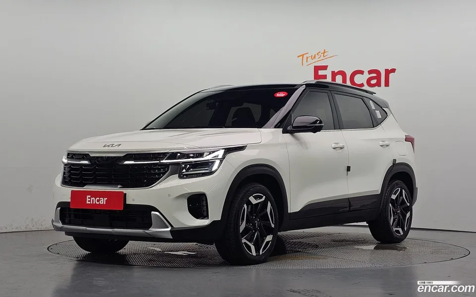 Kia Seltos 1.6 2WD 2024 — photo 1, buy with delivery to Moscow