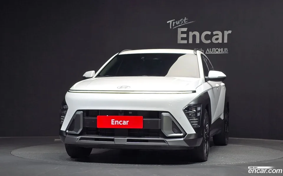 Hyundai Kona Hybrid 2023 — thumbnail 3