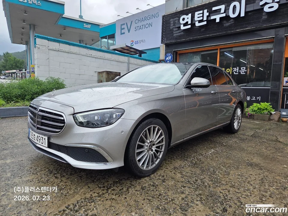 Mercedes-Benz E-Class E250 2022 — photo 1, buy with delivery to Moscow