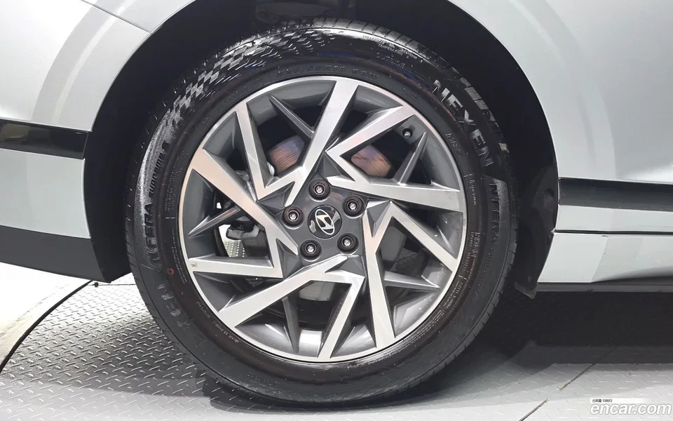 Hyundai Grandeur 3.5 LPG 2WD () 2026 — thumbnail 2