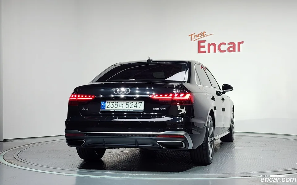 Audi A4 35 TDI 2023 — thumbnail 4