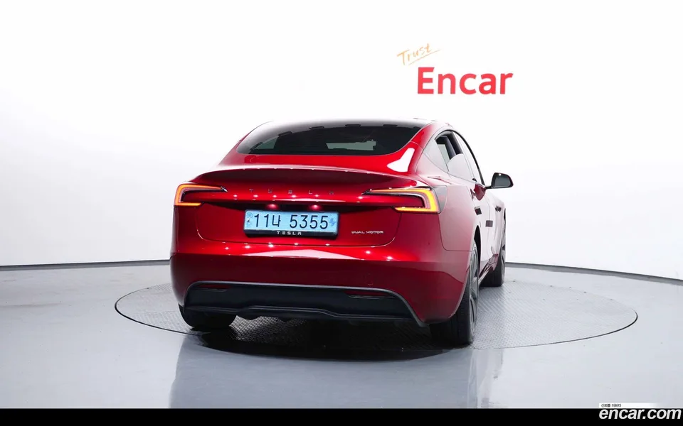 Tesla Model 3 AWD 2024 — thumbnail 4