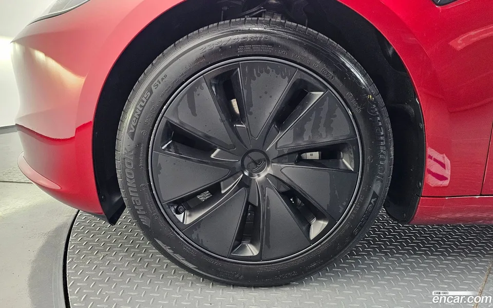 Tesla Model 3 AWD 2024 — thumbnail 5