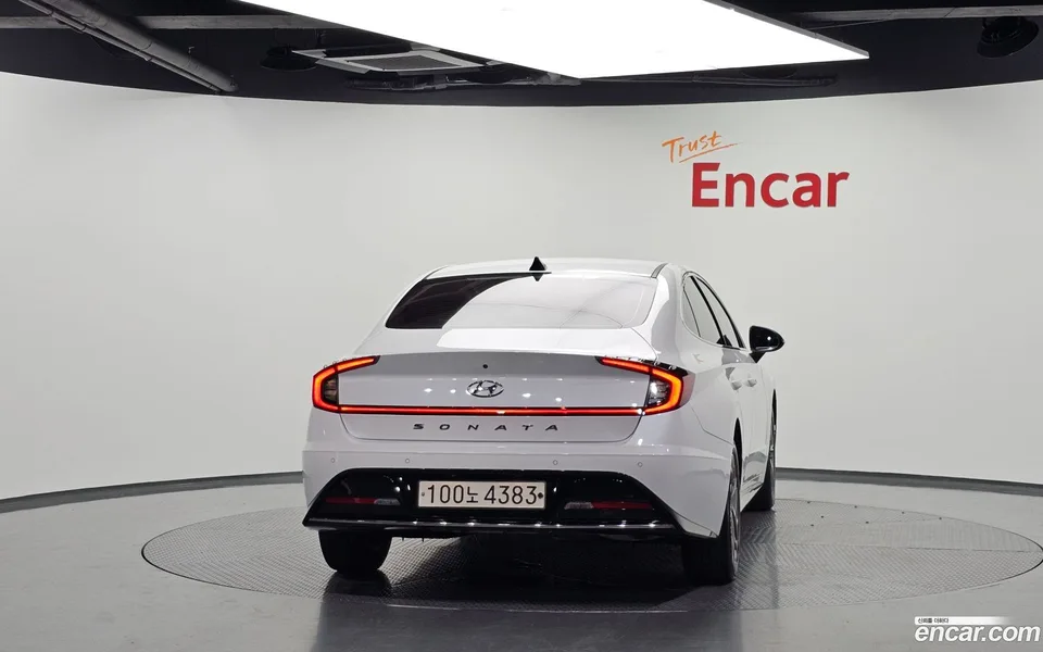 Hyundai Sonata 2.0 2022 — thumbnail 4