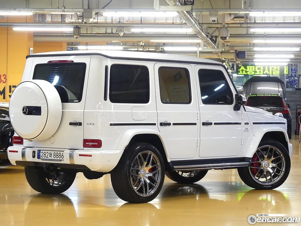 Mercedes-Benz G-Class (W463b) AMG G63 2024 — thumbnail 3