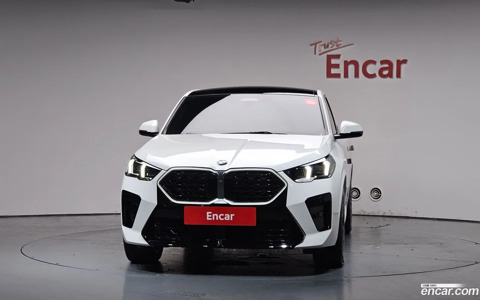 BMW X2 xDrive 20i M 2024 — thumbnail 3