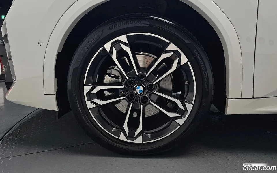 BMW X2 xDrive 20i M 2024 — thumbnail 5
