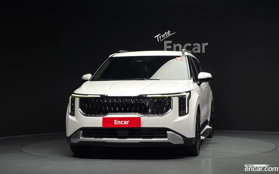 Kia Carnival 9 2024 — thumbnail 3