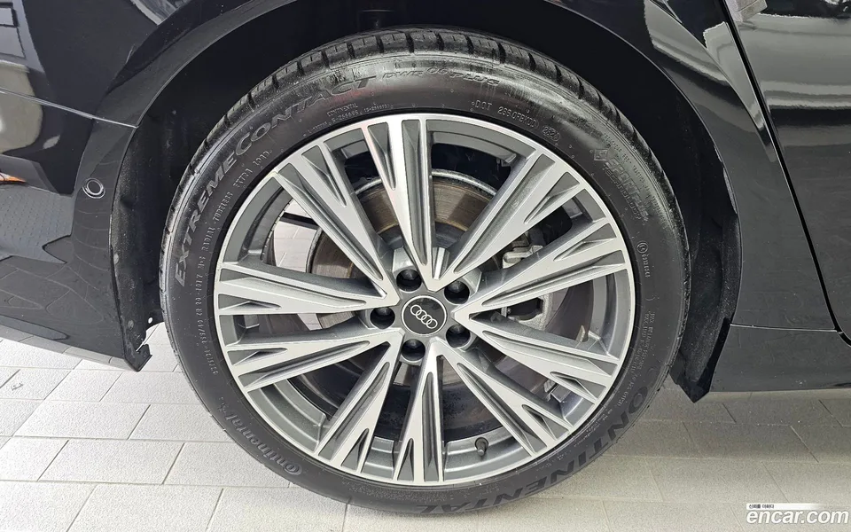 Audi A6 45 TFSI 2023 — thumbnail 2