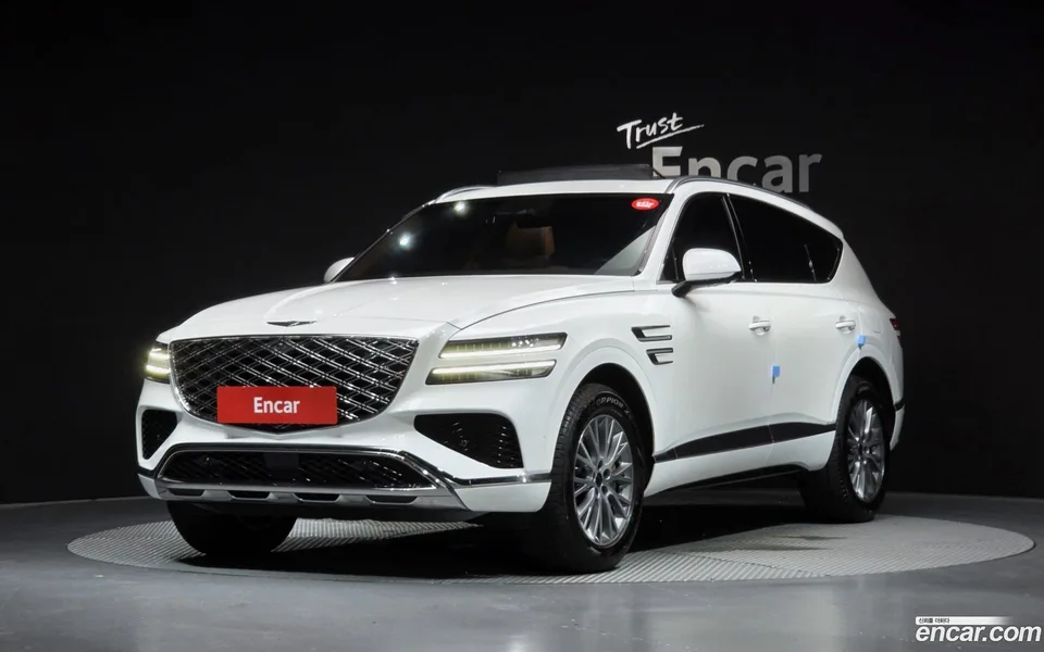 Genesis GV80 2.5T 2WD 2024 — photo 1, buy with delivery to Moscow