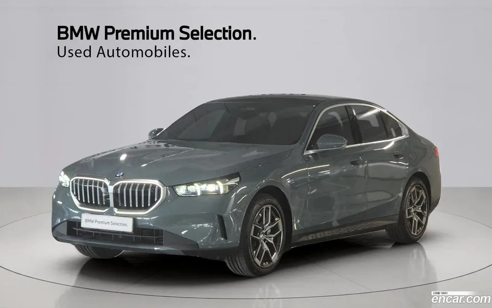 BMW 5 Series 2025
