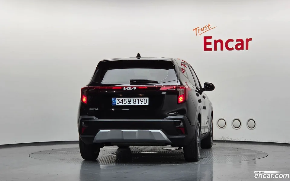 Kia Seltos 1.6 2WD 2024 — миниатюра 4