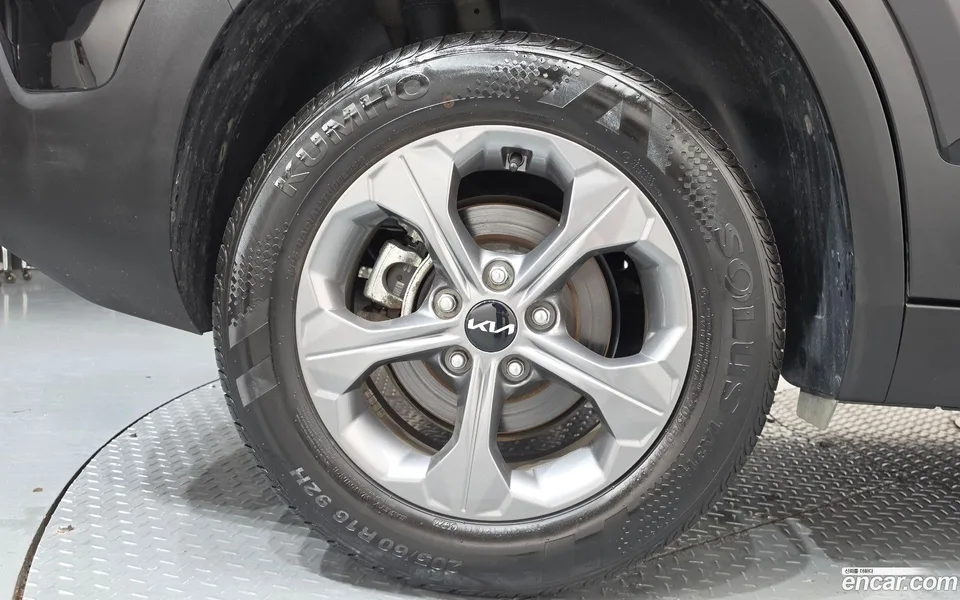 Kia Seltos 1.6 2WD 2024 — миниатюра 5