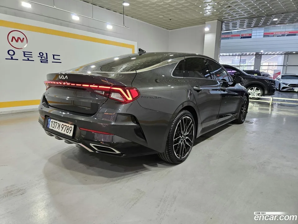 Kia K5 1.6 2023 — thumbnail 4