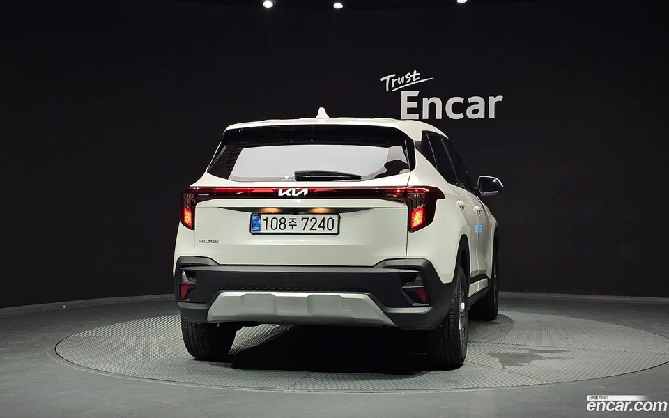 Kia Seltos 2.0 2WD 2024 — thumbnail 4