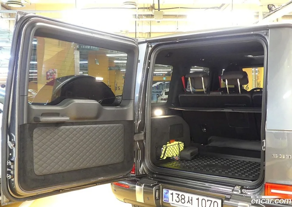 Mercedes-Benz G-Class (W463b) AMG G63 2024 — thumbnail 4