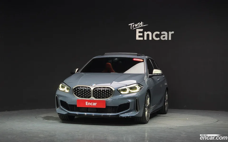 BMW 1 Series M135i xDrive 2024 — thumbnail 3