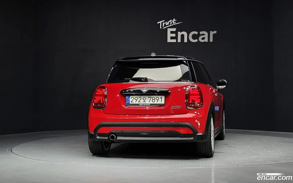 MINI Cooper 2022 — thumbnail 4