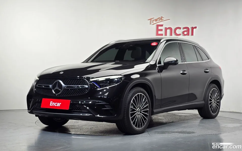Mercedes-Benz GLC-Class GLC300 4MATIC AMG Line 2026 — фото 1, купить с доставкой в Москву