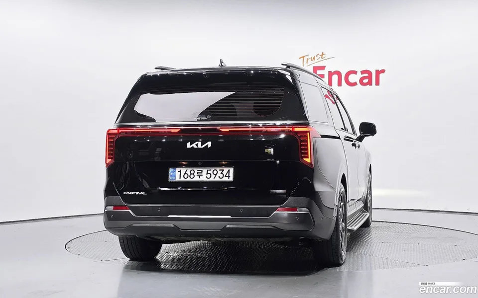 Kia Carnival 7 2023 — миниатюра 4