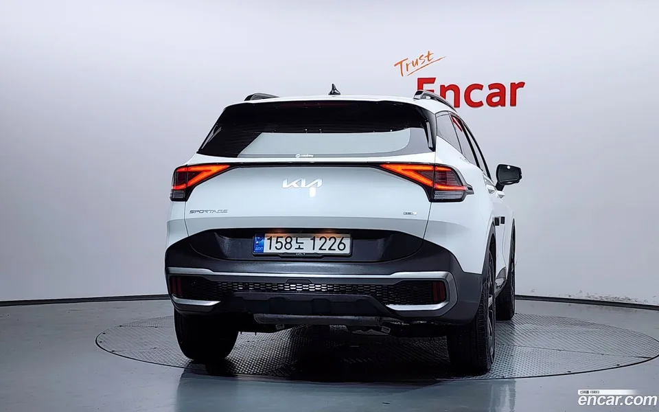 Kia Sportage Hybrid 2WD 2022 — миниатюра 4