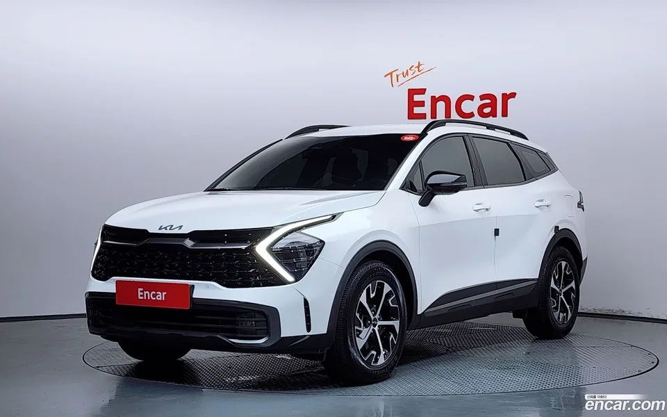 Kia Sportage Hybrid 2WD 2022 — фото 1, купить с доставкой в Москву
