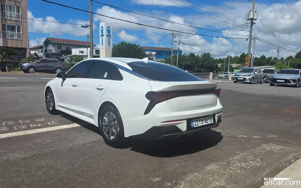 Kia K5 Hybrid 2024 — thumbnail 4