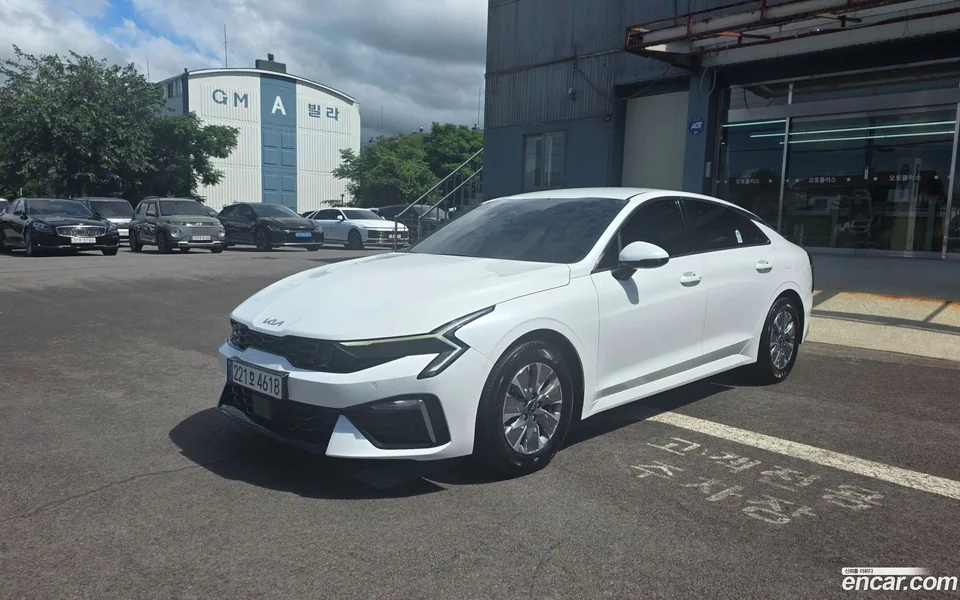 Kia K5 Hybrid 2024 — photo 1, buy with delivery to Moscow