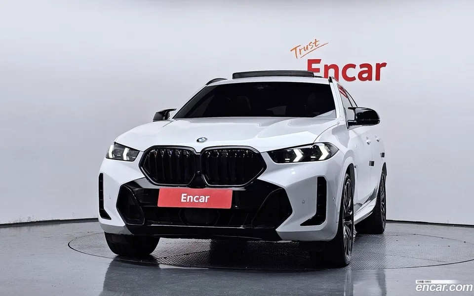 BMW X6 xDrive40i M 2023 — thumbnail 3